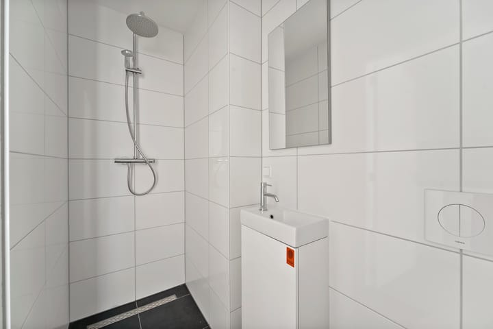 Photo 20 of Nobelstraat 11-A1