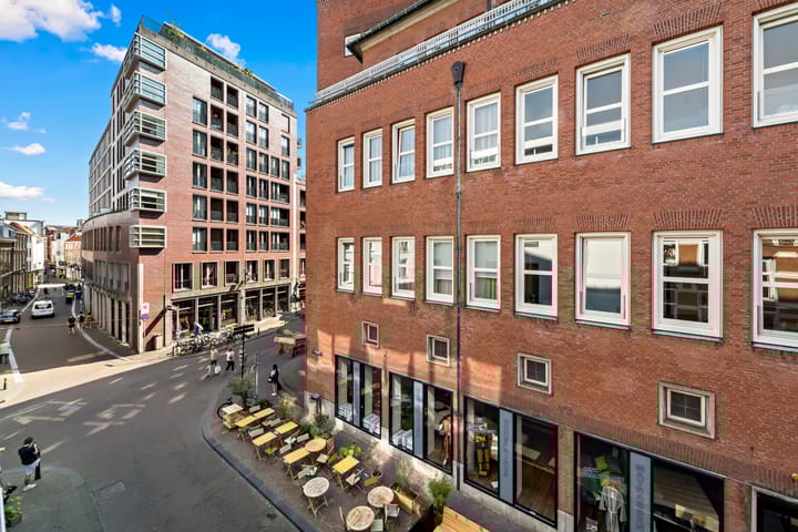 Photo 24 of Nobelstraat 11-A1