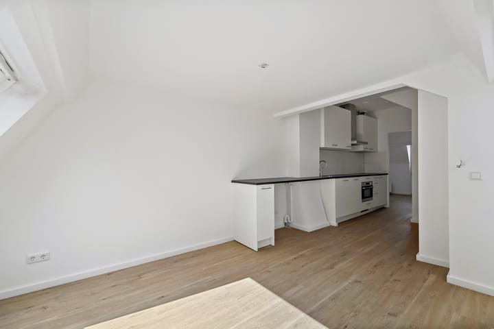 Foto 6 van Nobelstraat 11-A3