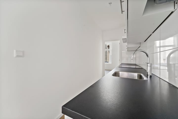 Foto 12 van Nobelstraat 11-C1