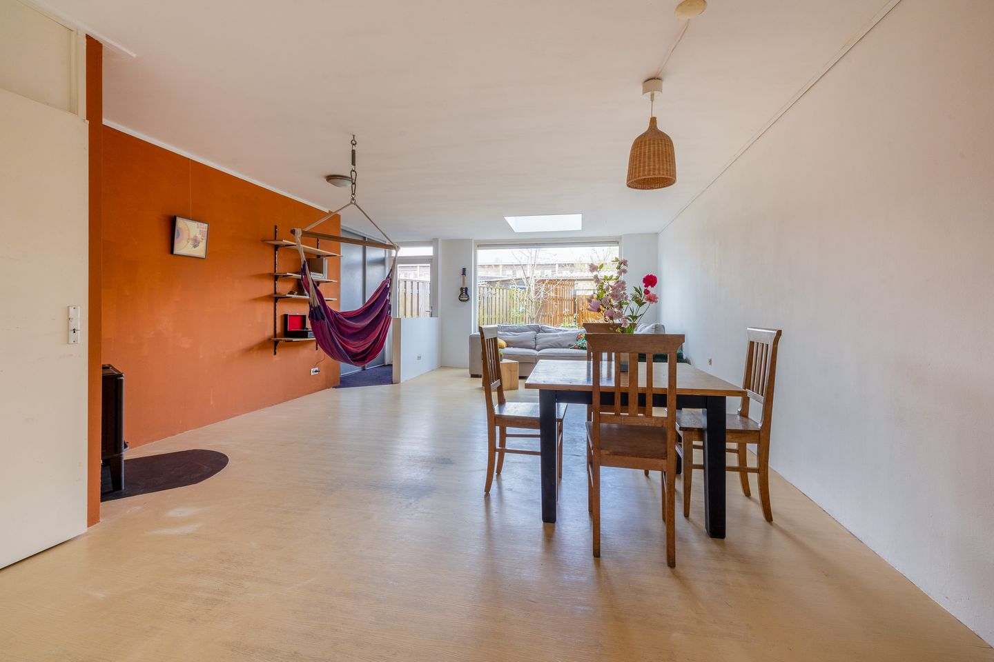 Photo 10 of Leonard Roggeveenstraat 22