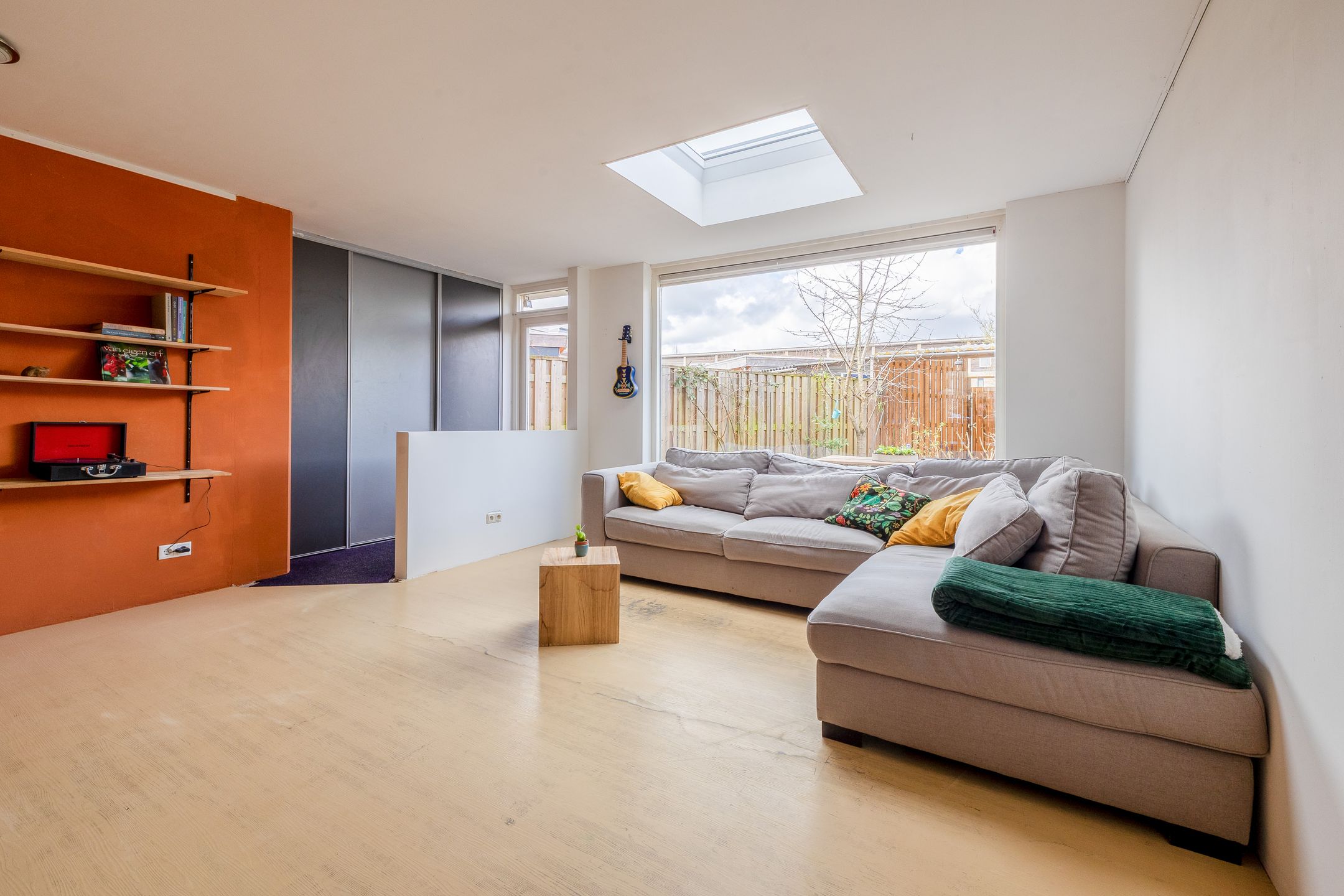 Photo 18 of Leonard Roggeveenstraat 22