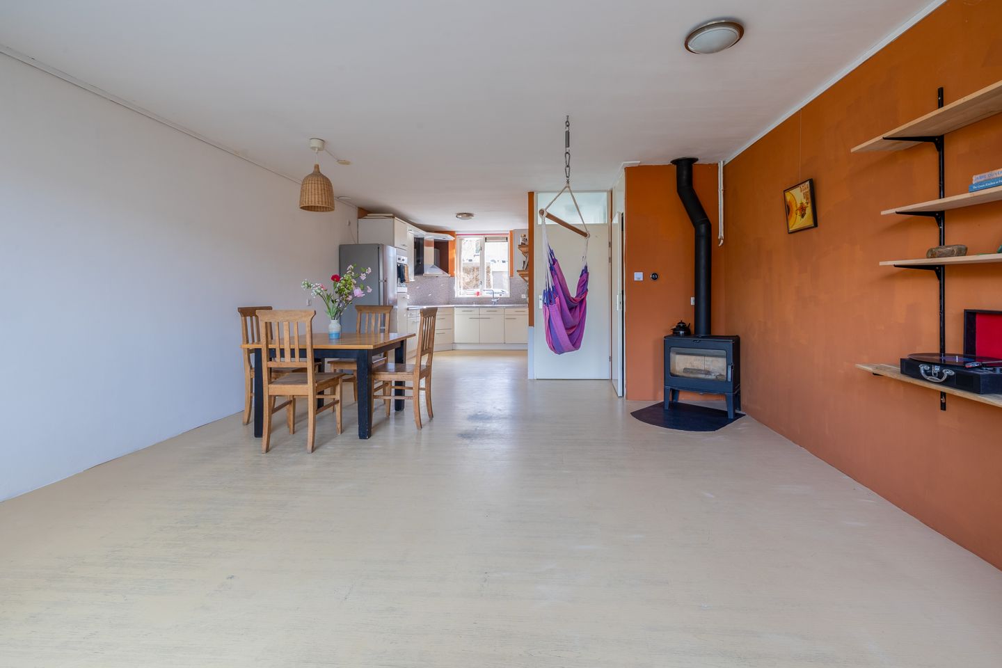 Photo 20 of Leonard Roggeveenstraat 22