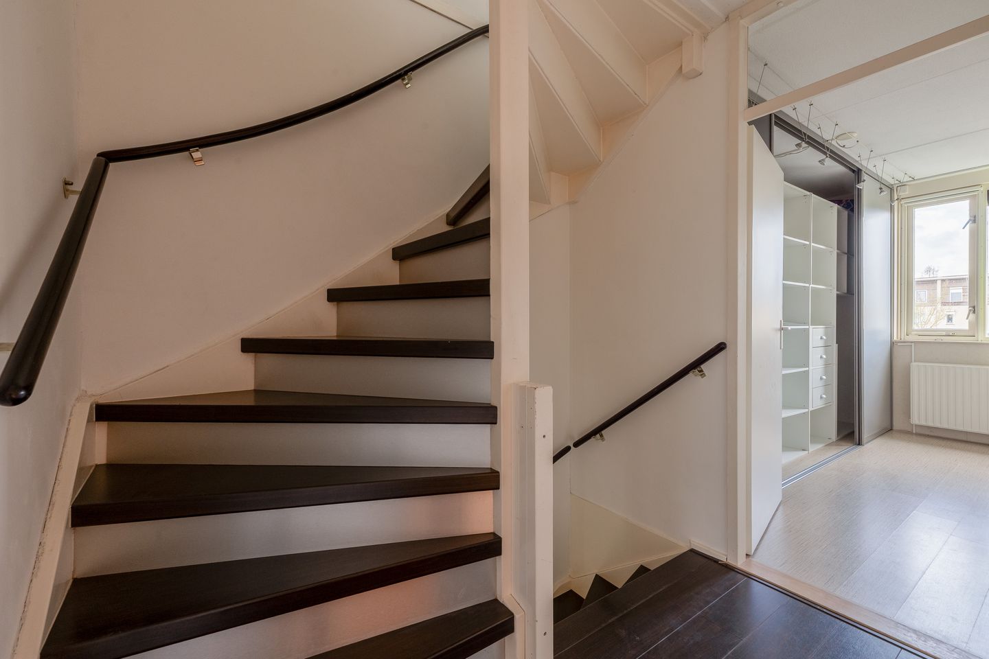 Photo 25 of Leonard Roggeveenstraat 22