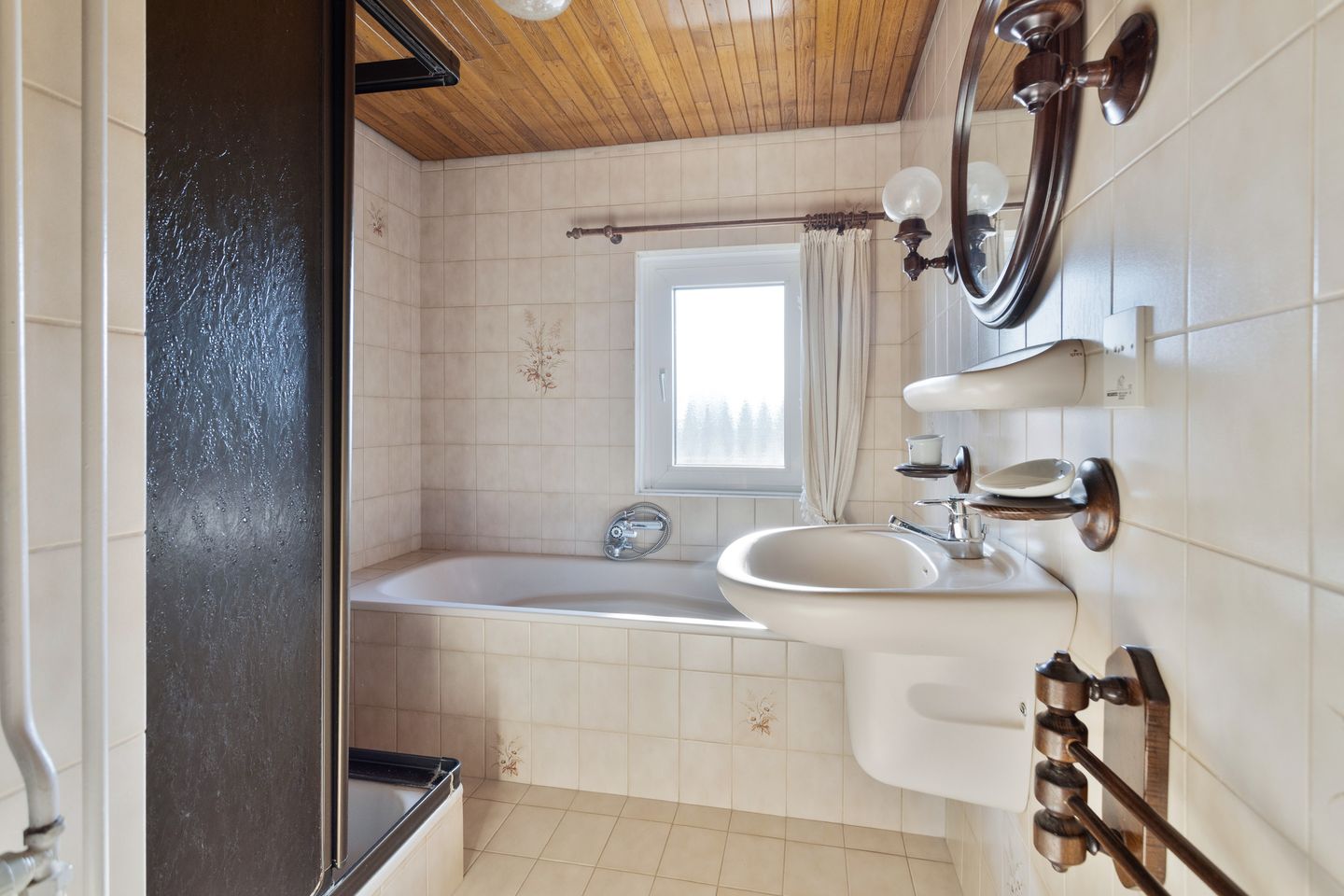 Foto 20 van Emmastraat 30