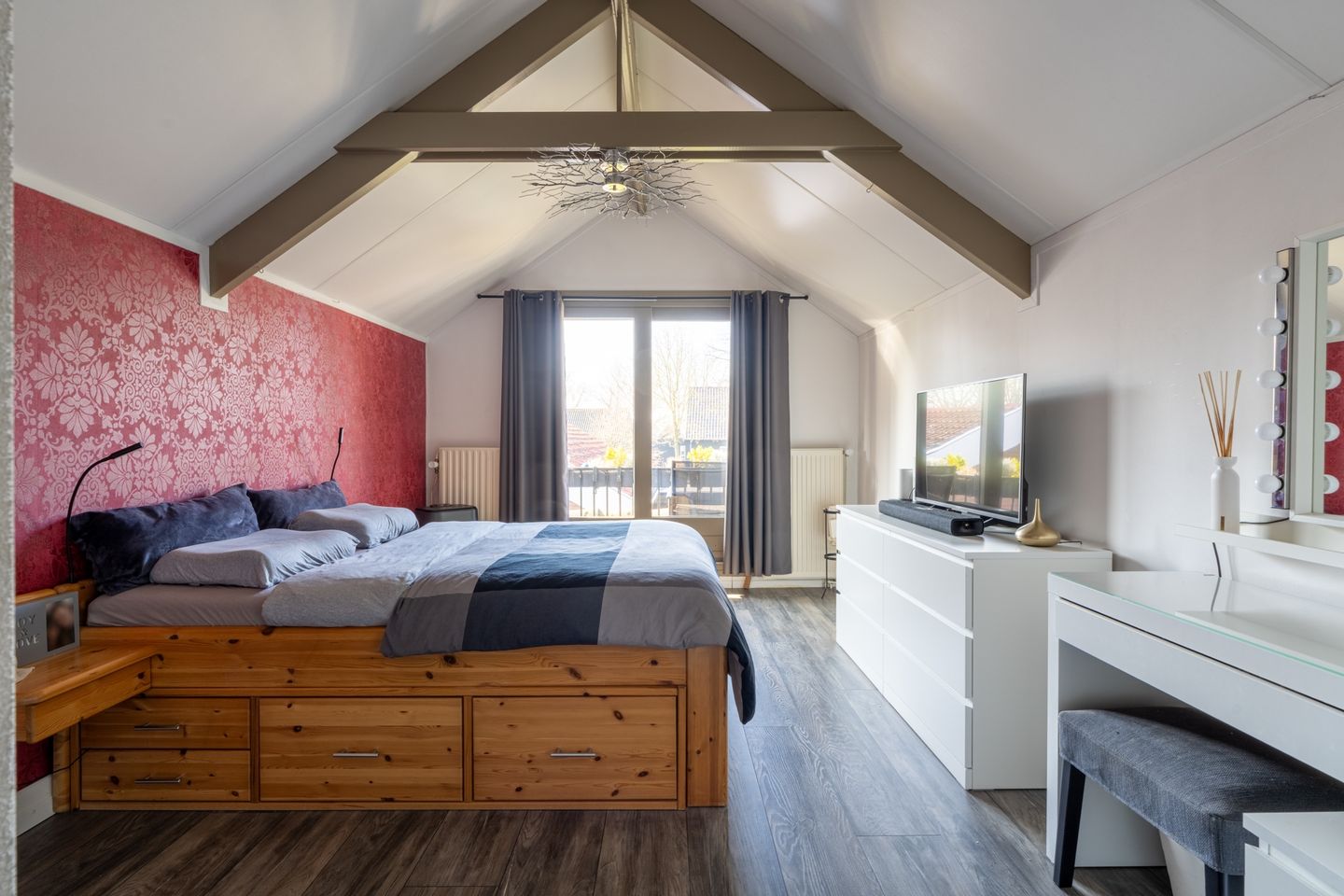 Foto 19 van Doeverensestraat 8