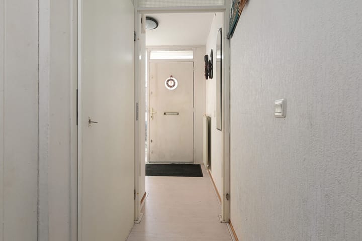 Foto 7 van Tjerk Kloostralaan 18