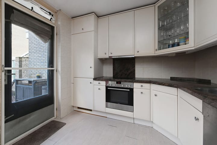 Foto 14 van Tjerk Kloostralaan 18