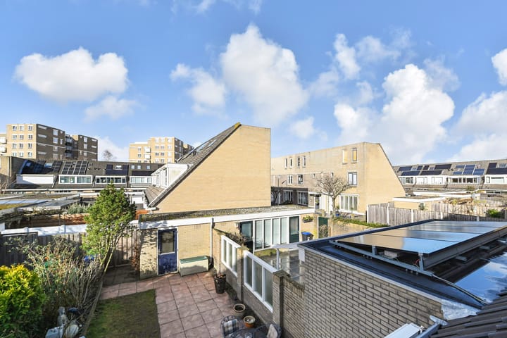 Foto 33 van Tjerk Kloostralaan 18