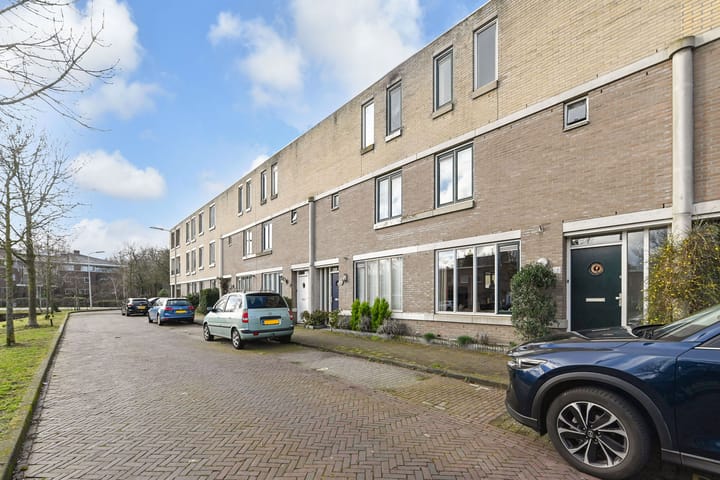 Foto 37 van Tjerk Kloostralaan 18