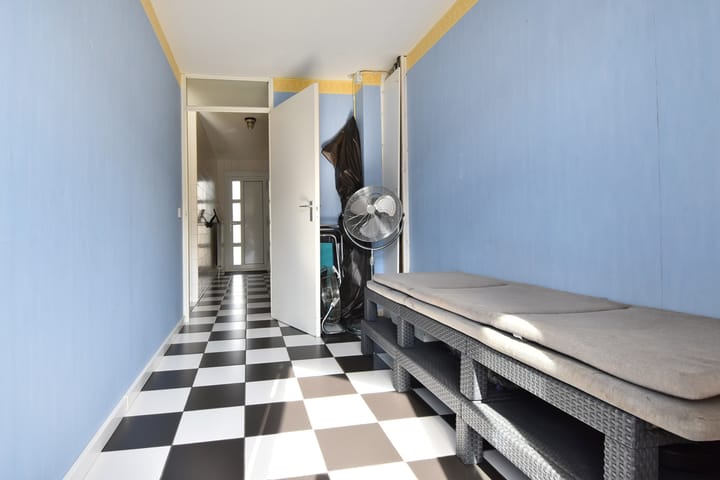 Foto 6 van C.A. van Beverenplein 21