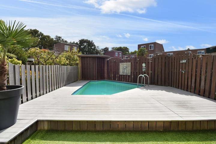 Foto 10 van C.A. van Beverenplein 21