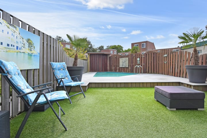 Foto 13 van C.A. van Beverenplein 21