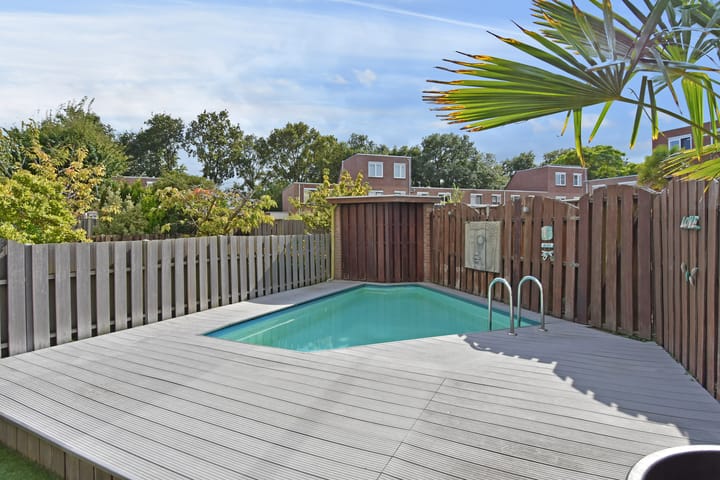 Foto 15 van C.A. van Beverenplein 21