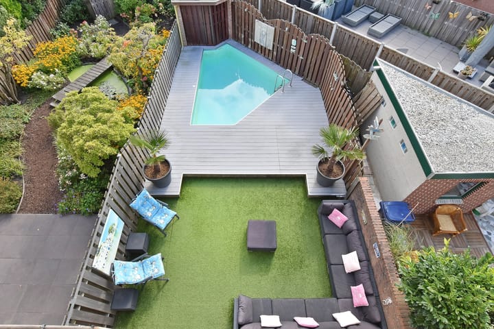 Foto 34 van C.A. van Beverenplein 21