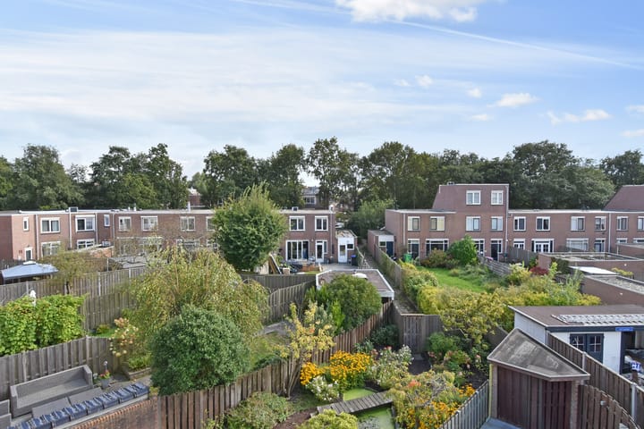 Foto 35 van C.A. van Beverenplein 21