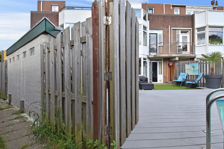 Foto 49 van C.A. van Beverenplein 21