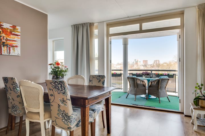 Photo 11 of Maria Teuwenstraat 13