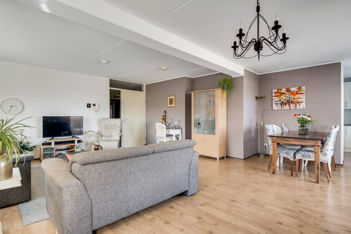 Photo 14 of Maria Teuwenstraat 13