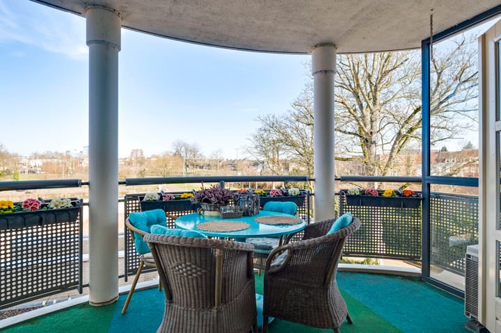 Photo 21 of Maria Teuwenstraat 13