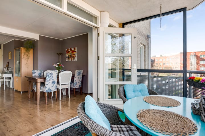 Photo 23 of Maria Teuwenstraat 13