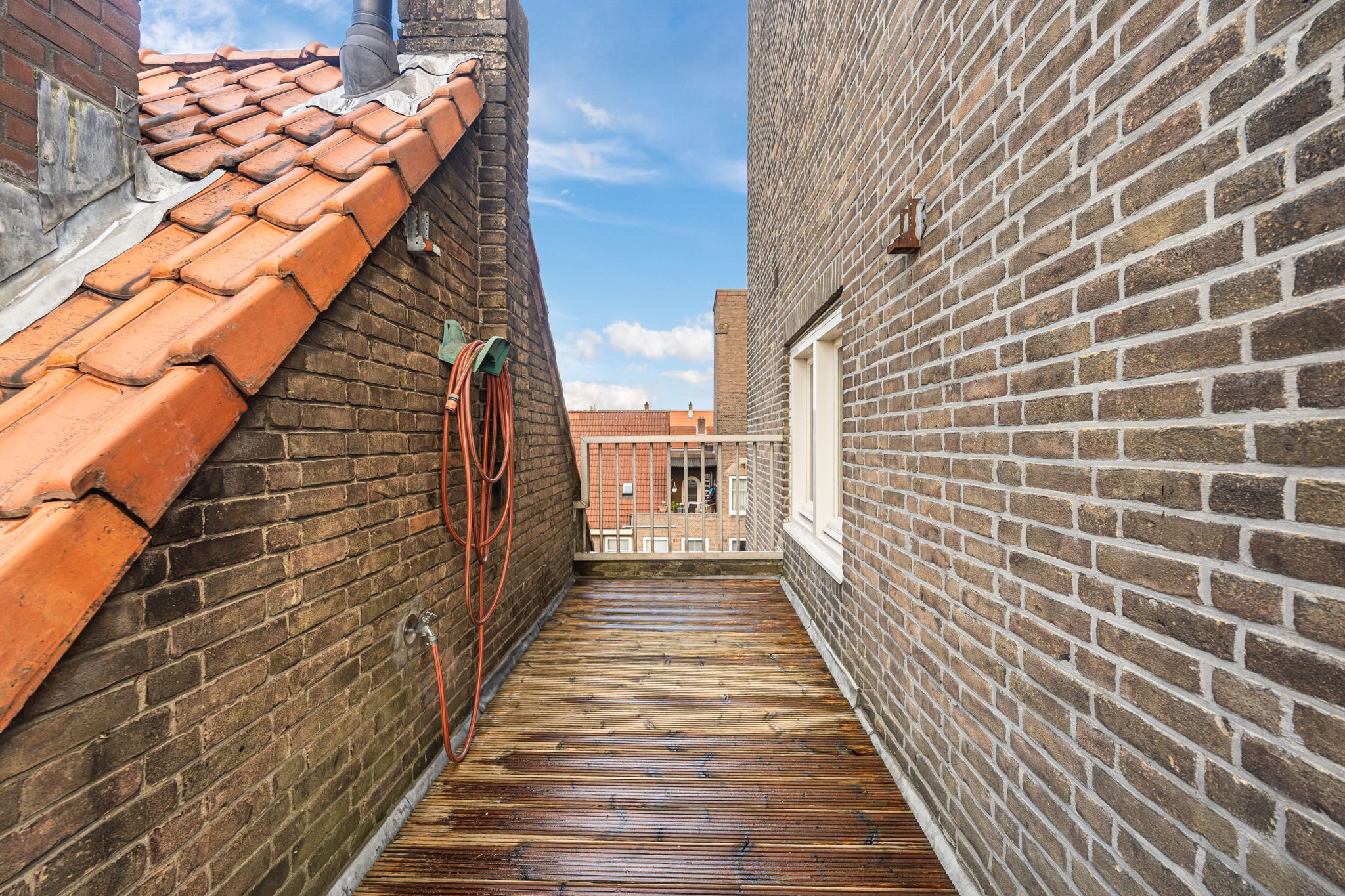 Foto 33 van Newtonstraat 5-1