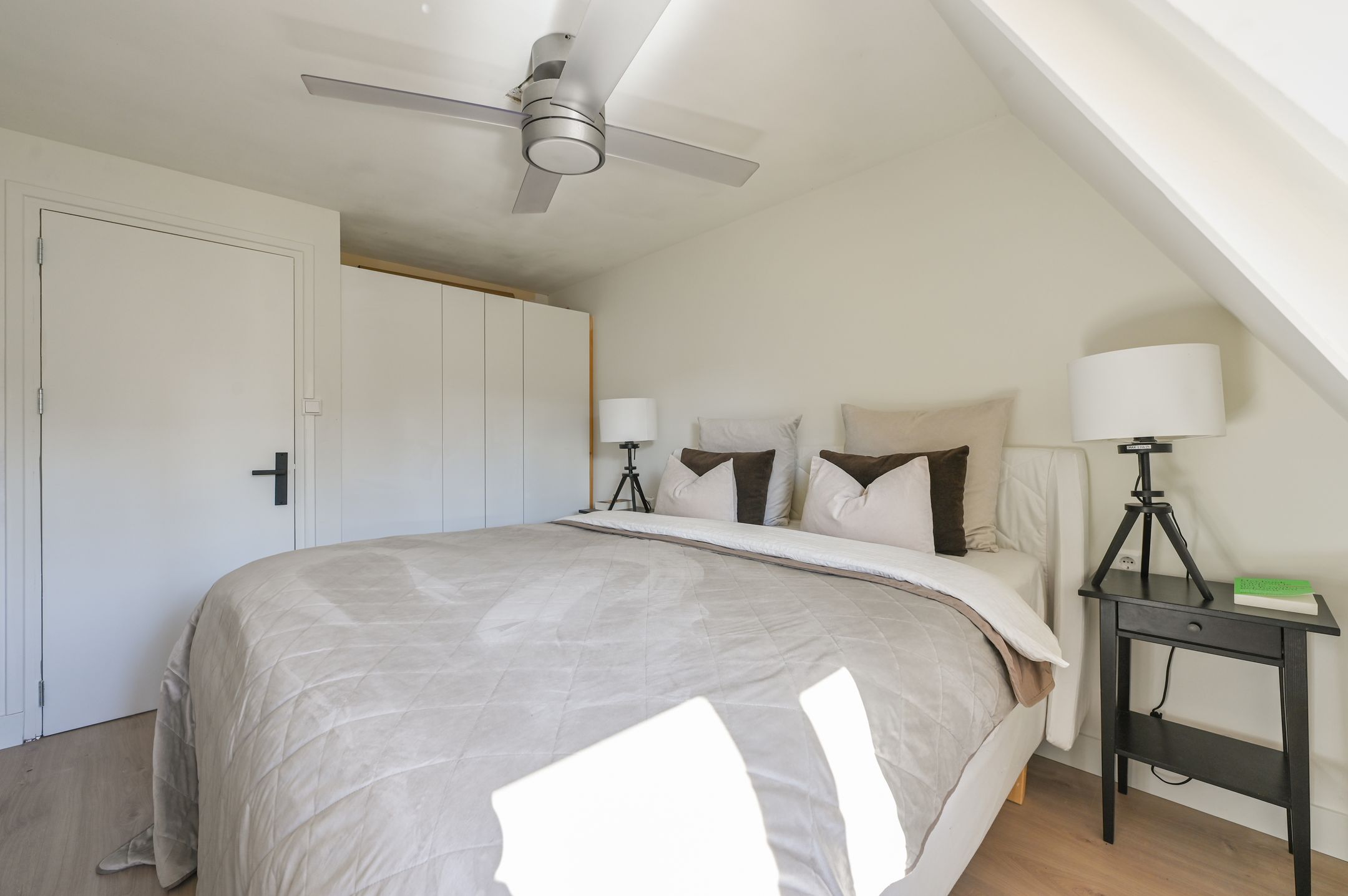 Foto 21 van Stationsweg 67