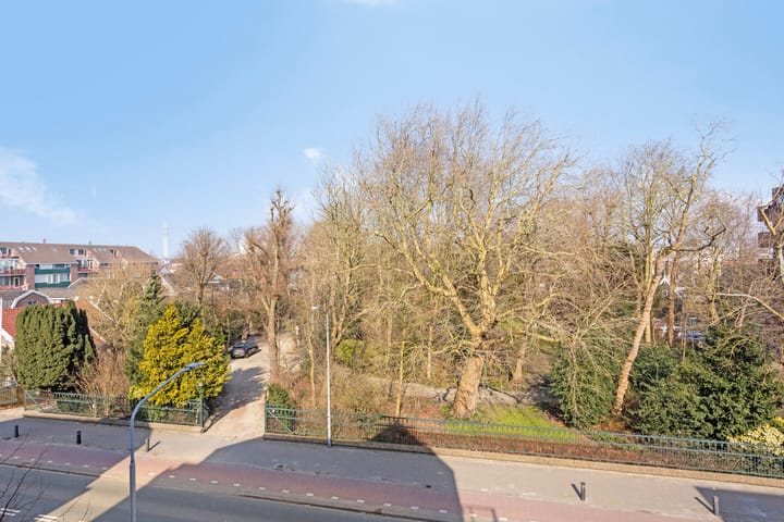 Foto 23 van Wandelweg 58-P