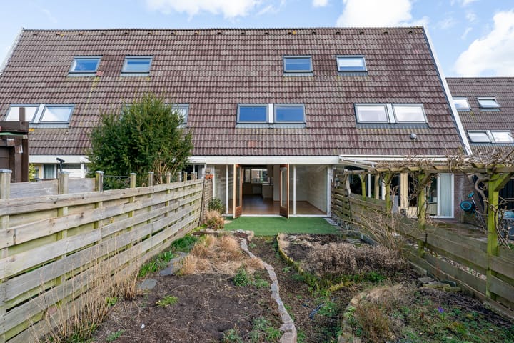 Foto 2 van Mezenhof 90