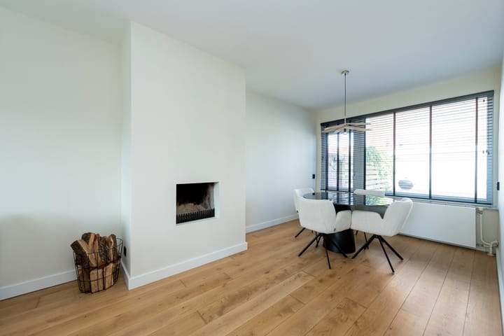 Foto 18 van Professor Gimbrèrelaan 157