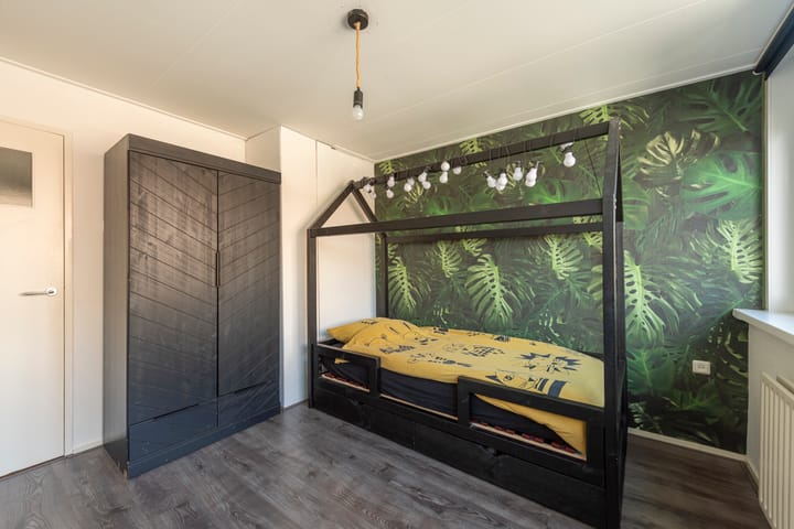 Foto 20 van Professor Gimbrèrelaan 157