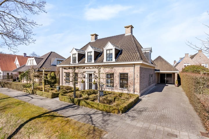 Photo 1 of Vriezenveenseweg 26