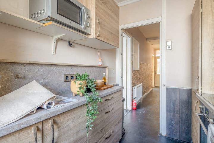 Photo 20 of Verboomstraat 145-A