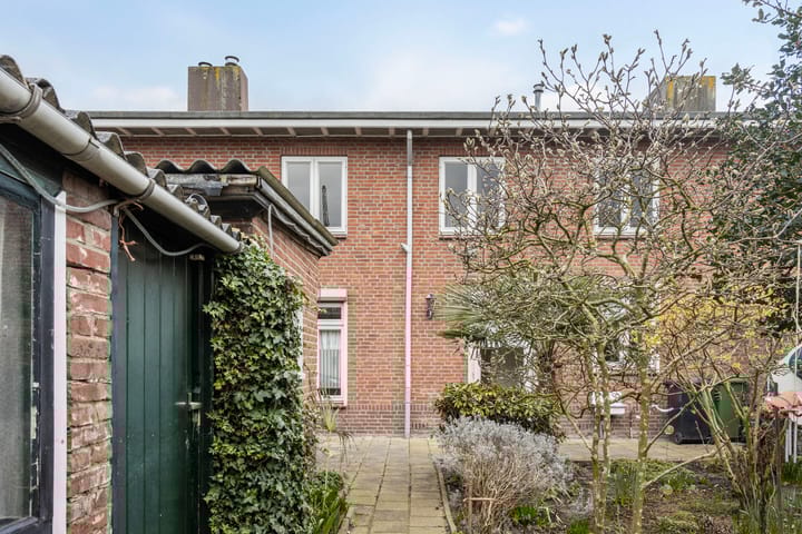 Foto 22 van Generaal Cronjéstraat 5