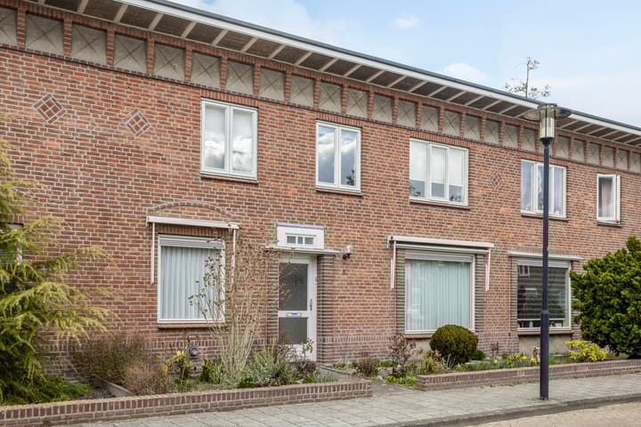 Foto 25 van Generaal Cronjéstraat 5