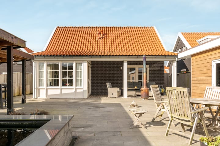 Foto 31 van Gerben van Manenstraat 77