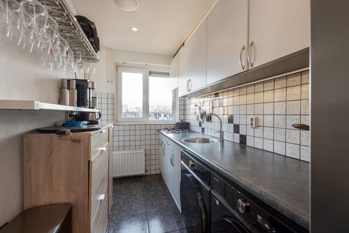 Foto 2 van Dr H. Colijnlaan 271