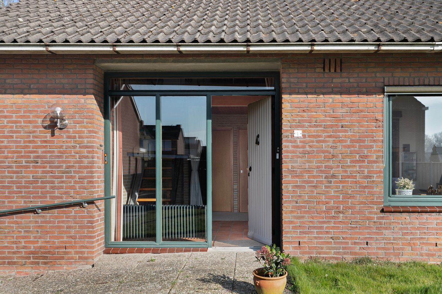 Photo 5 of Reaumurstraat 1