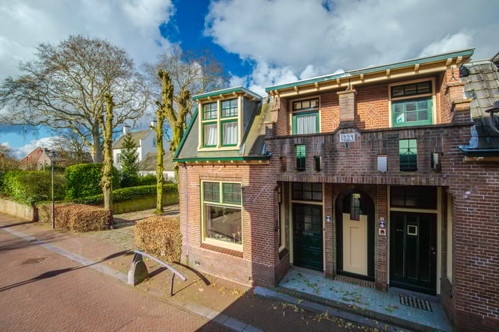 Photo 42 of Vicariestraat 3