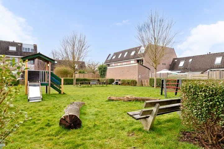 Foto 27 van Rietmeent 80