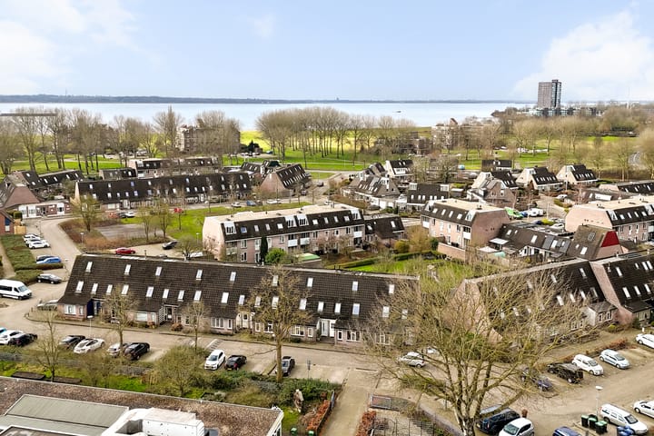 Foto 29 van Rietmeent 80