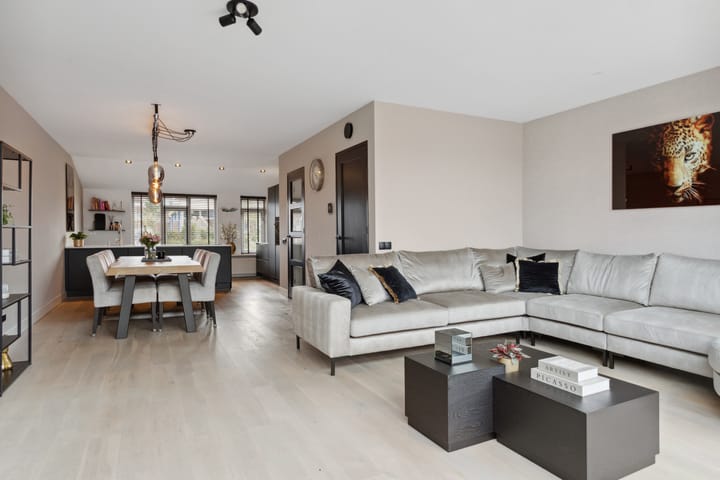 Foto 9 van Rietmeent 80