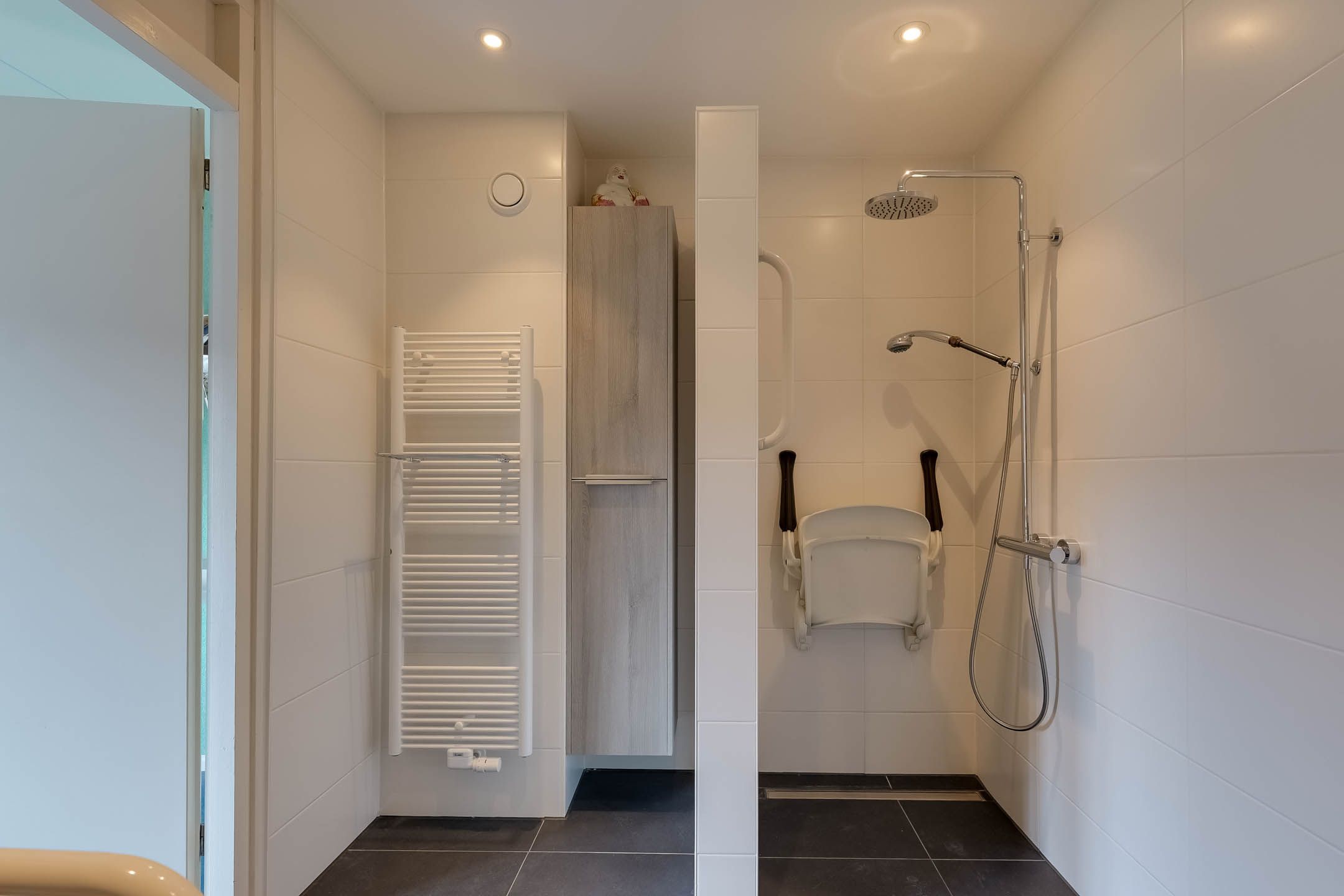 Foto 27 van Pieter Bossenstraat 6