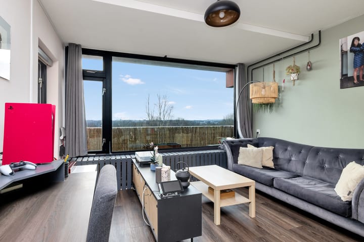 Foto 2 van Van der Hagenstraat 747