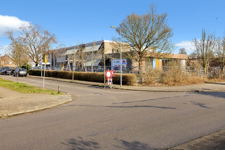 Foto 26 van Van der Hagenstraat 747