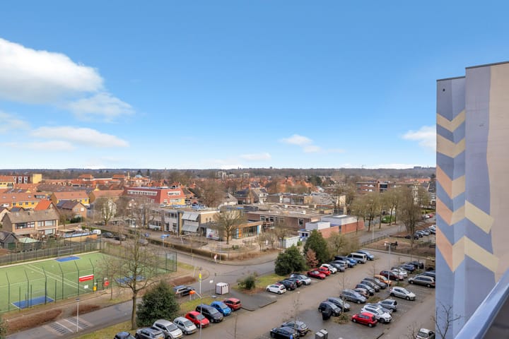 Foto 30 van Van der Hagenstraat 747