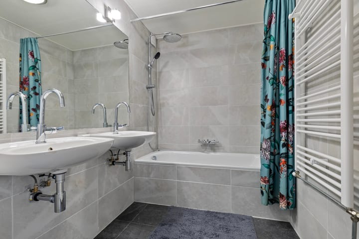 Foto 18 van Lange Leidsedwarsstraat 143-1