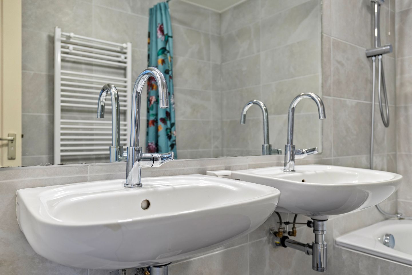 Foto 19 van Lange Leidsedwarsstraat 143-1