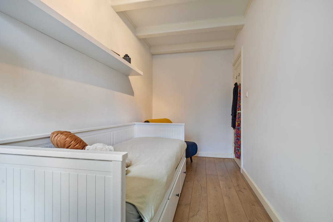 Foto 22 van Lange Leidsedwarsstraat 143-1