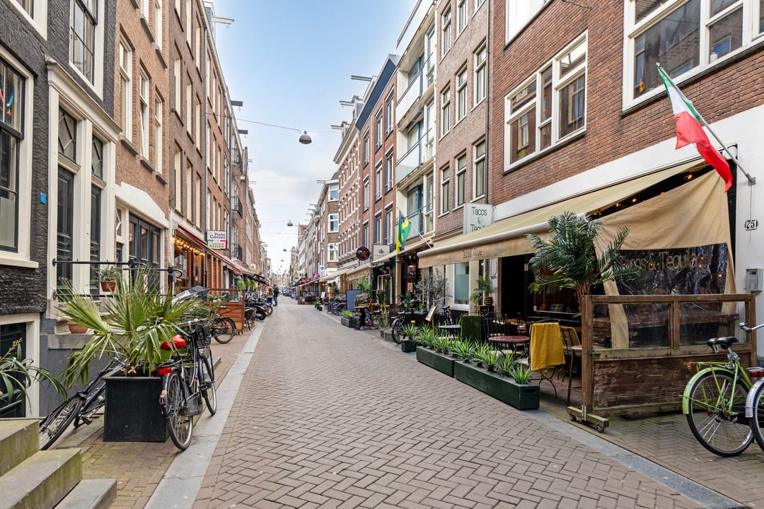 Foto 26 van Lange Leidsedwarsstraat 143-1